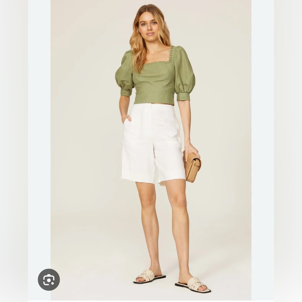 Ted Baker • Daisea Cropped Top • Sz 0